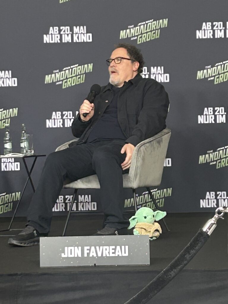 Pressekonferenz Star Wars The Mandalorian and Grogu in Berlin (04.05.2026) (5)