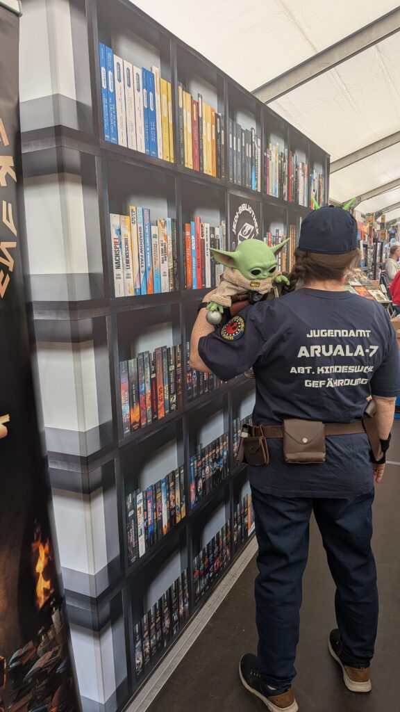 Grogu beim Jugendamt von Arvala-7